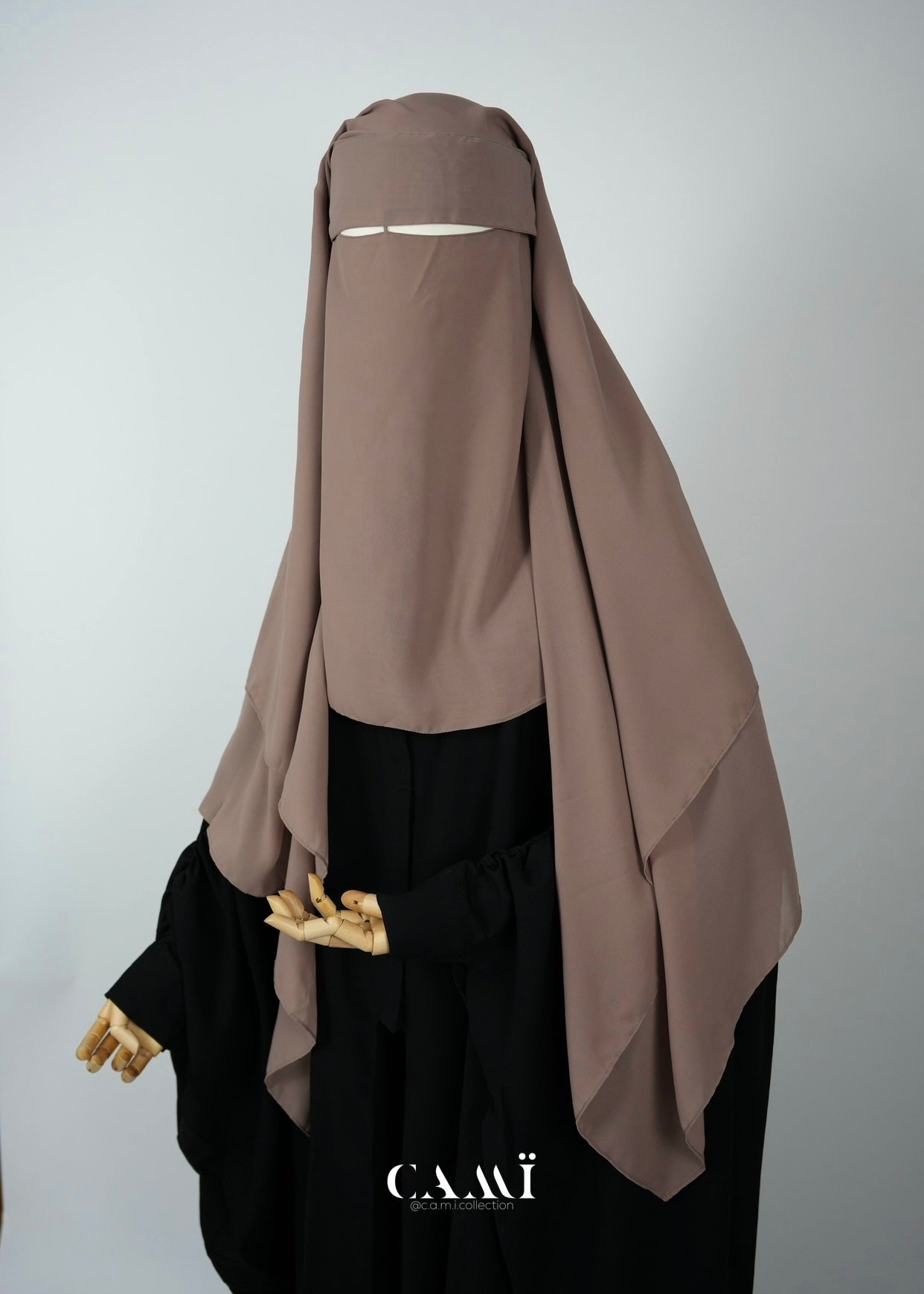 Dreilagiger Niqab mit Klappe taupe