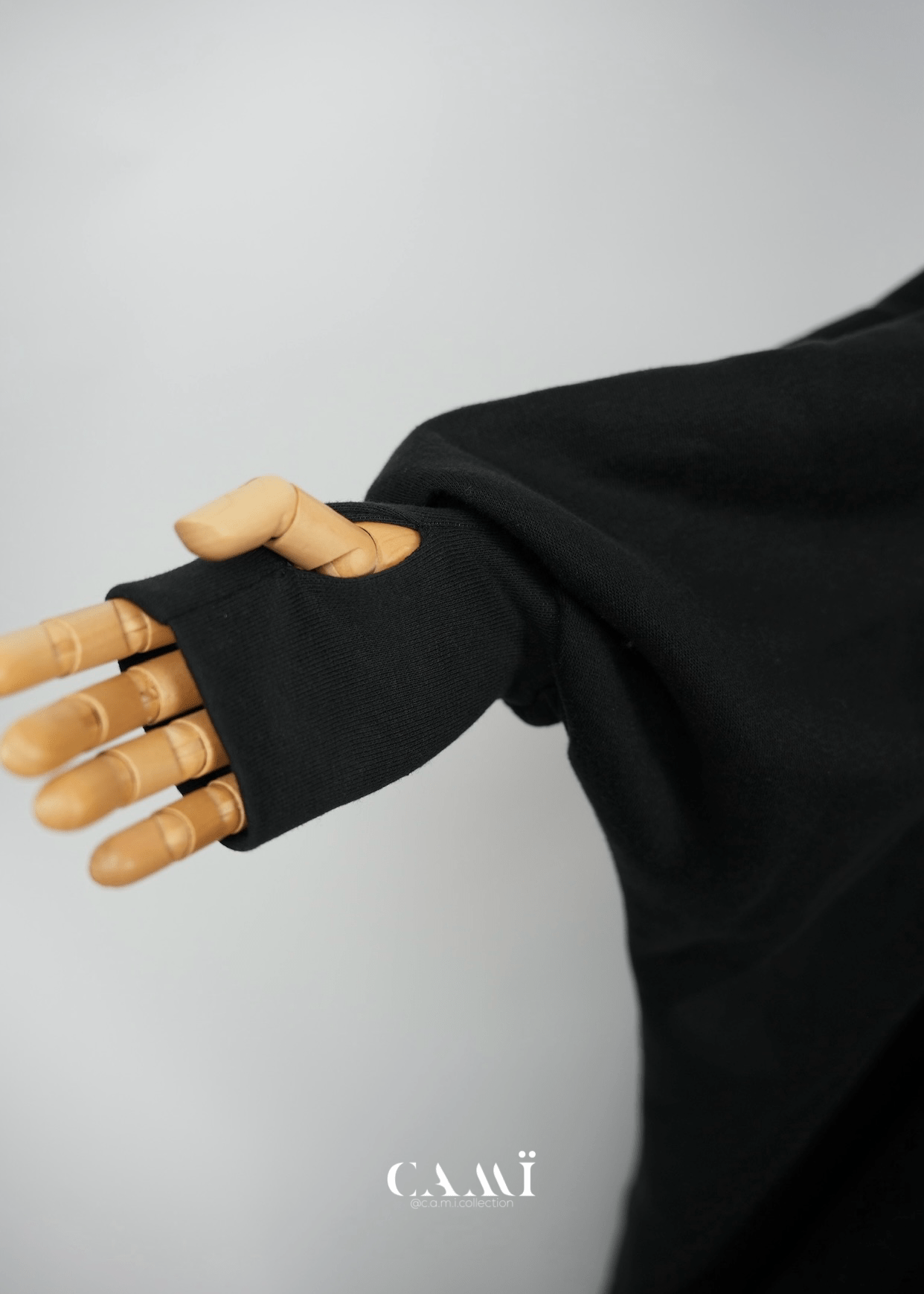 Jabaya schwarz (ohne Rock) - CAMÏ